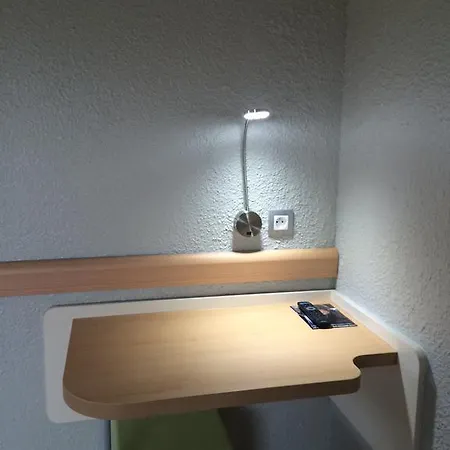 Hotel Ibis Budget Charles De Gaulle