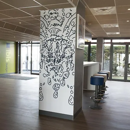 Hotel Ibis Budget Goussainville Charles De Gaulle 3*