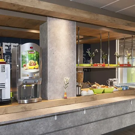 Ibis Budget Goussainville Charles De Gaulle Hotel 3*