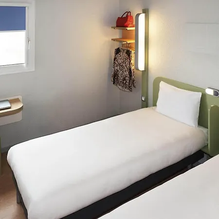 Ibis Budget Charles De Gaulle Hotel 3*