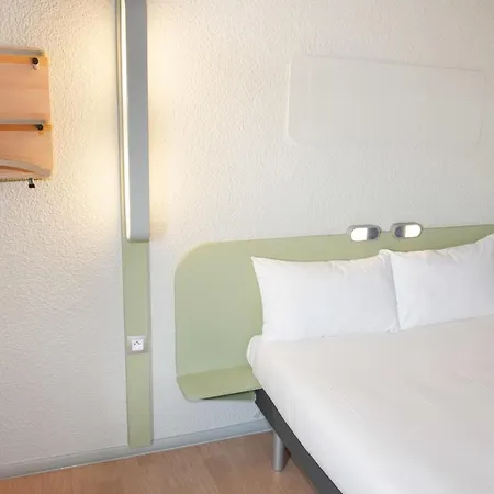 Ibis Budget Goussainville Charles De Gaulle Hotel 3*